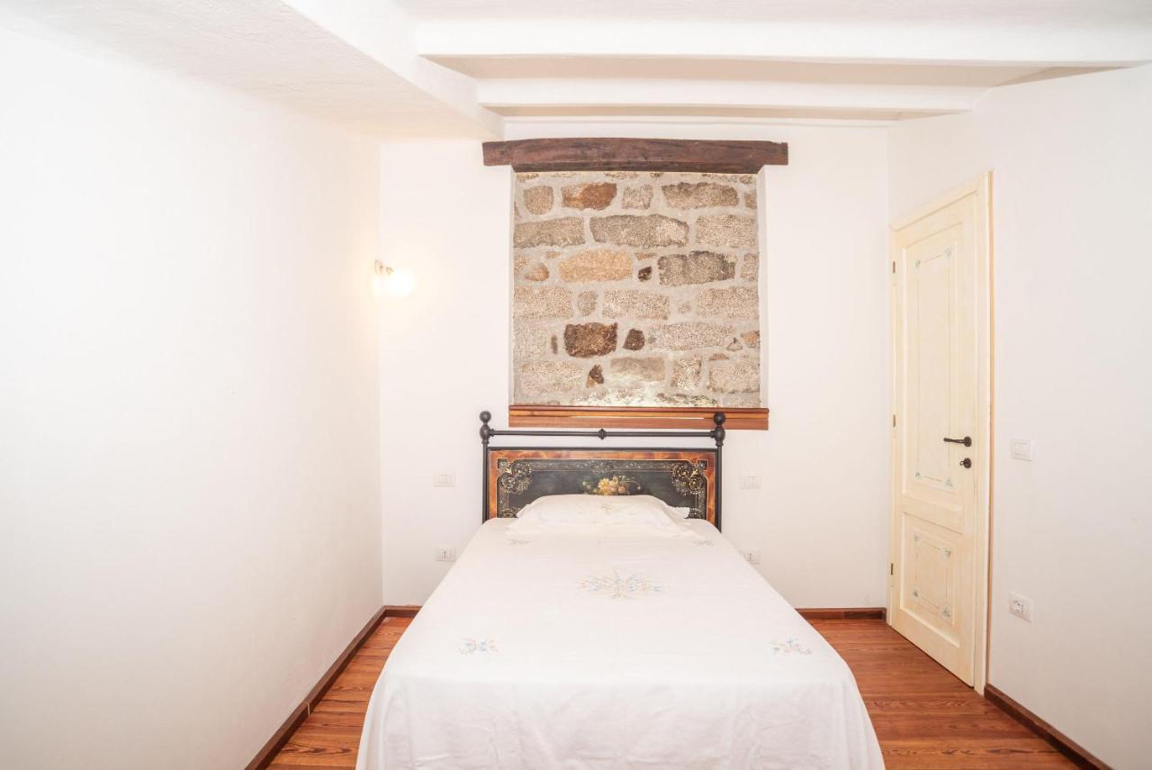 Ala dei Sardi Casa Santa Croceヴィラ エクステリア 写真